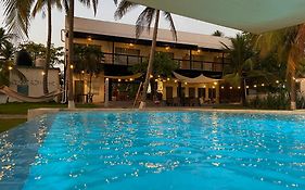 Lali Beach Hotel Boutique